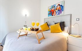 -Malagasunapts- Huge & Central * Pool* Freepark*